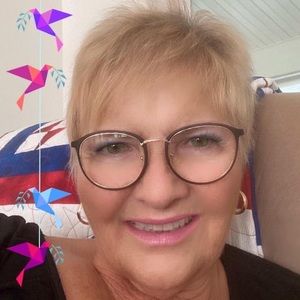 Meet your Posher, Nadine